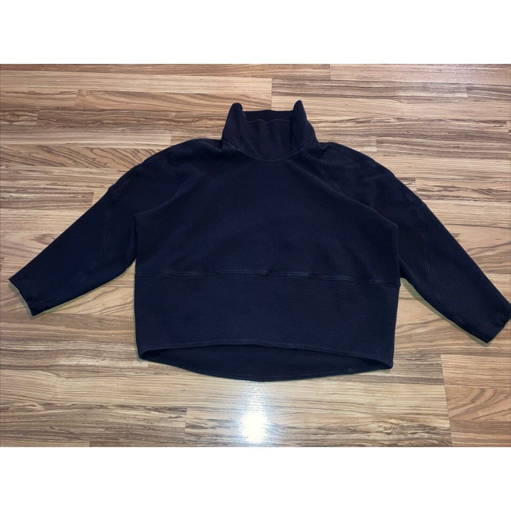 Lululemon Textured Funnel Neck Pullover - Size 10